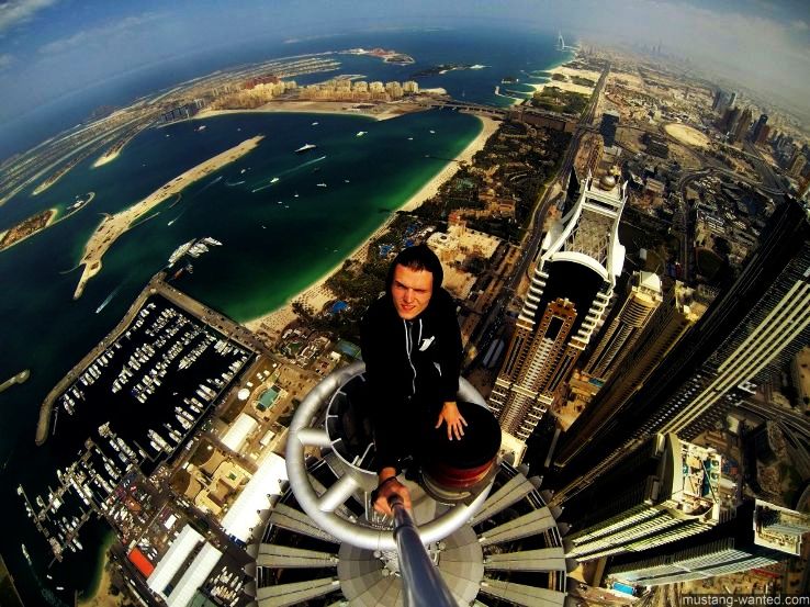 1. Burj Khalifa